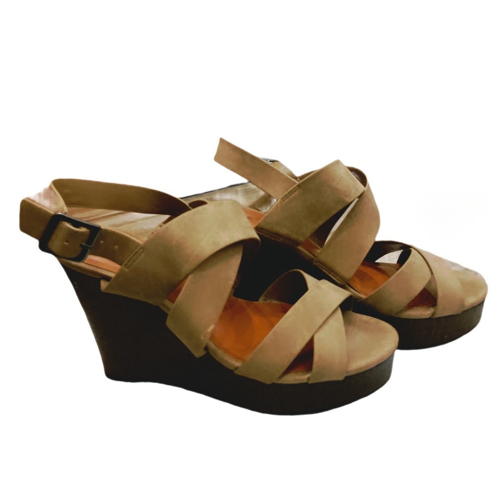 Indigo Rd. Tan Wedge Shoes 4in Platform - Size 8.5